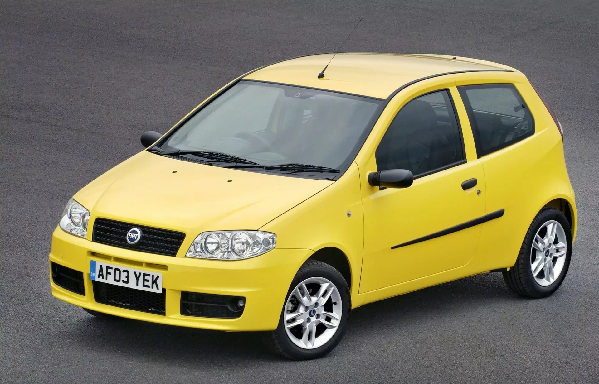 Fiat Punto silnik cena używany stary stare ceny spalanie opinie oceny zalety wady tanio