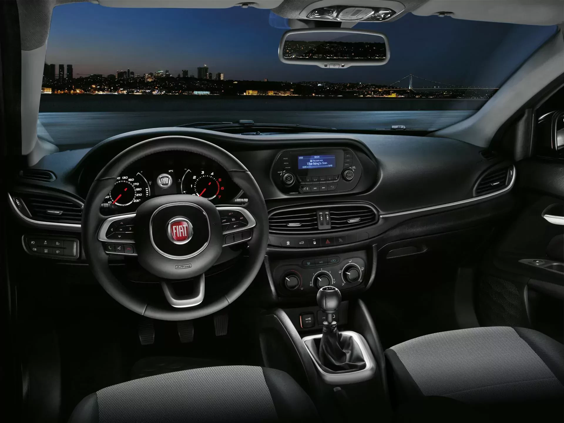 Ludzie przecierają oczy ze zdziwienia. Ten Fiat jest tak dobry i tani, iż wręcz przeczy to logice