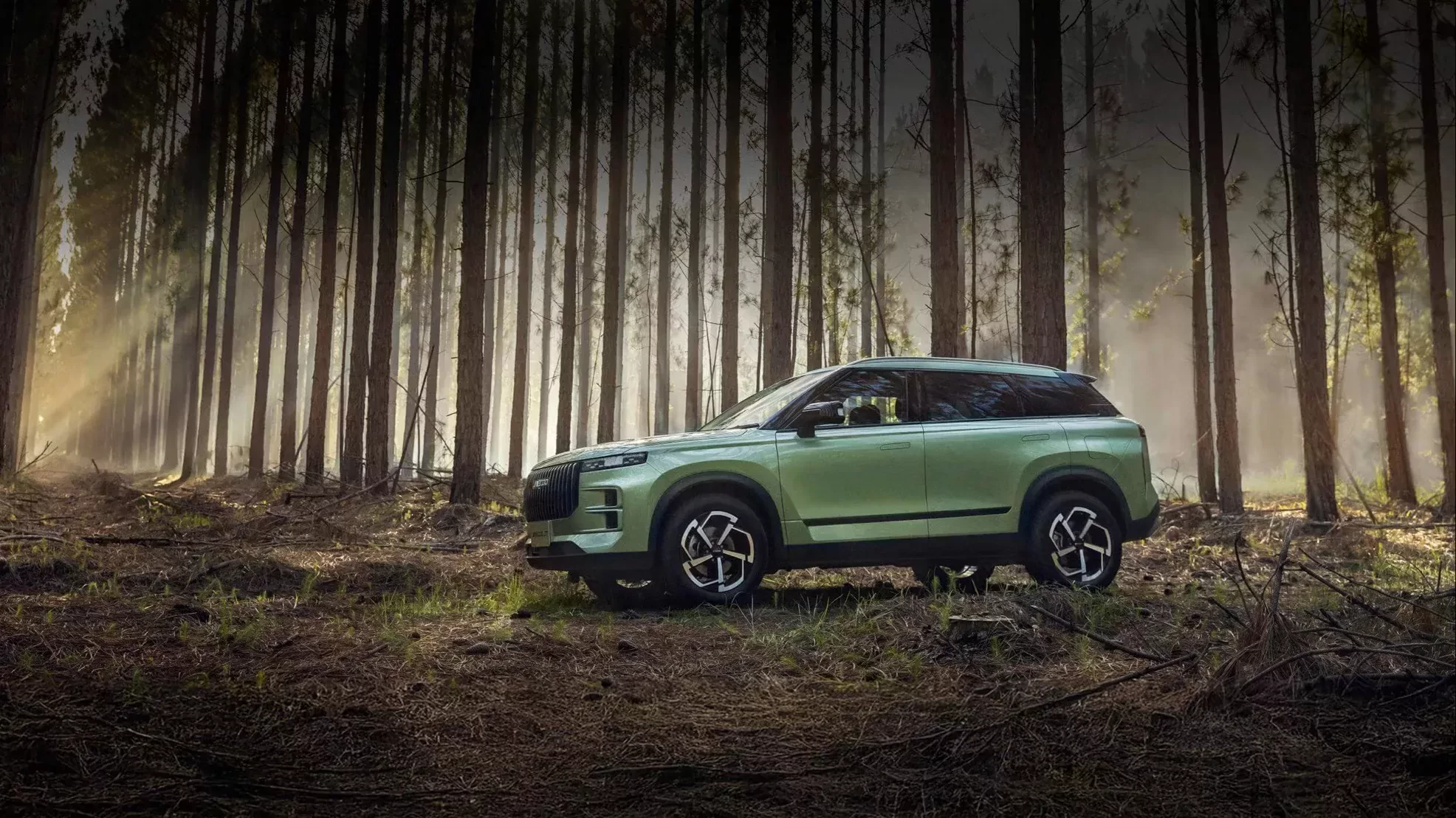 Jaecoo 7 HEV pojawi się na rynku w 2026 r by konkurować z MG hS i Toyotą