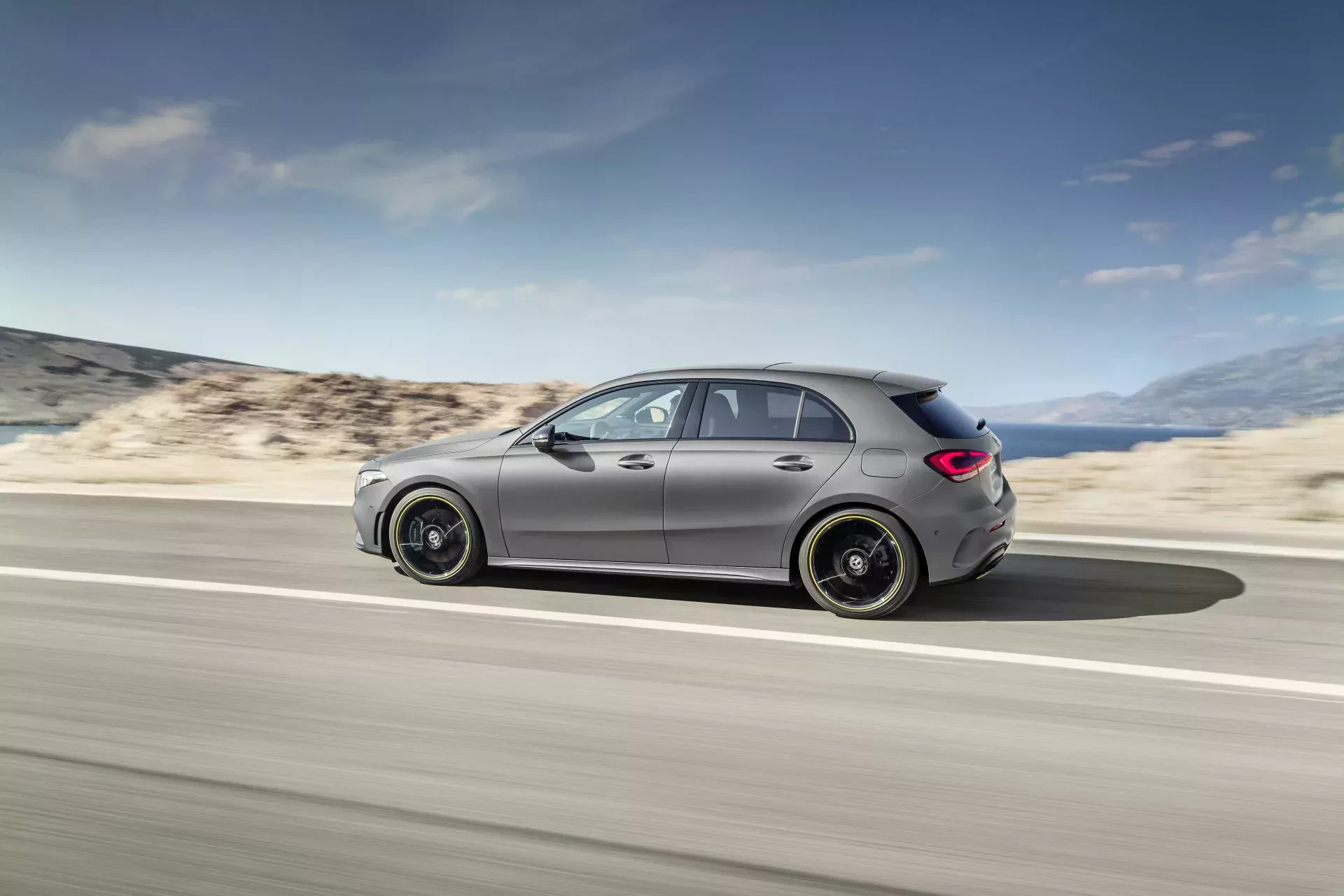 Mercedes A Klasa Klasy silnik benzyna diesel moc osiągi rocznik generacja nowy używany opinie oceny zalety wady