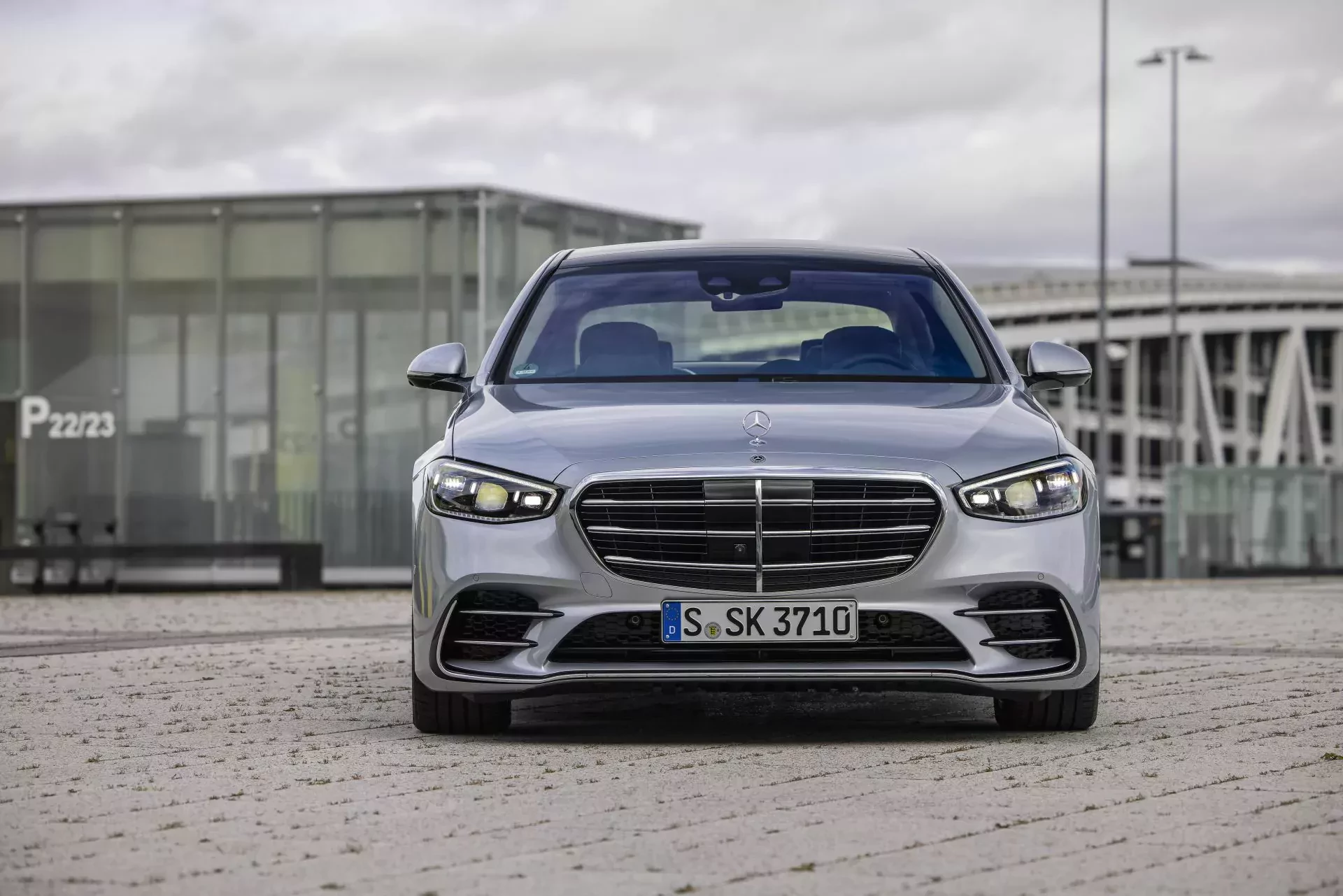 Ten Mercedes to szczyt klasy i komfortu. Dziś możesz poczuć ten luksus płacąc wyjątkowo niewiele