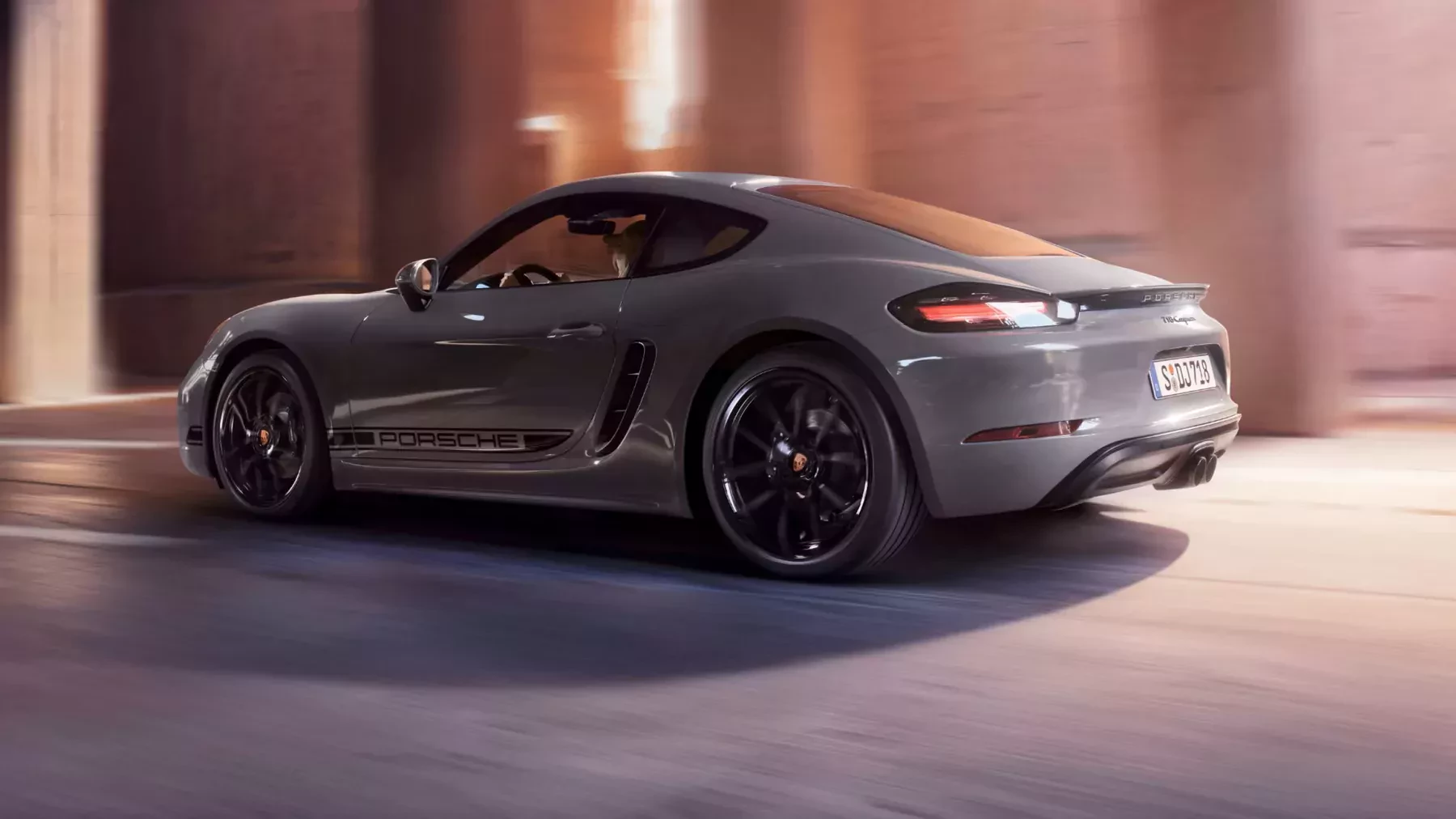 Salony Porsche w Chinach nagle opustoszały. Klienci zgłaszają brak możliwości zwrotu zaliczek i odebrania samochodów