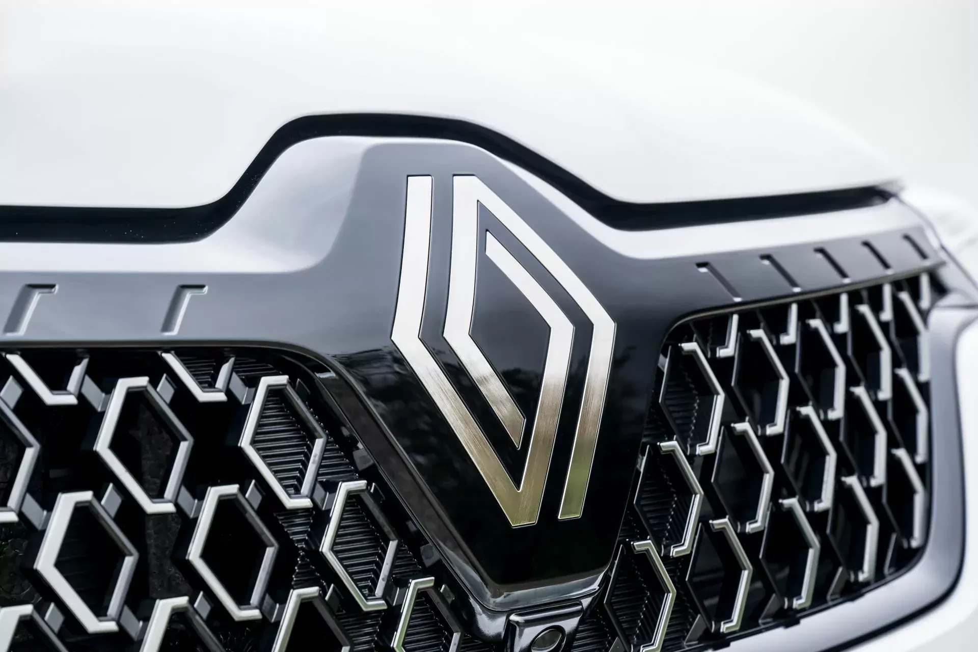 Polacy kochają tego SUV-a od Renault. Kosztuje tak niewiele, iż z automatu staje się świetną opcją