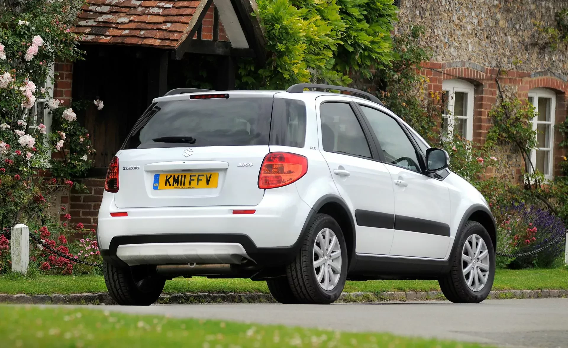 Idealny samochód na zimę. Tani, funkcjonalny i ze świetnym napędem na cztery koła – to wciąż hit