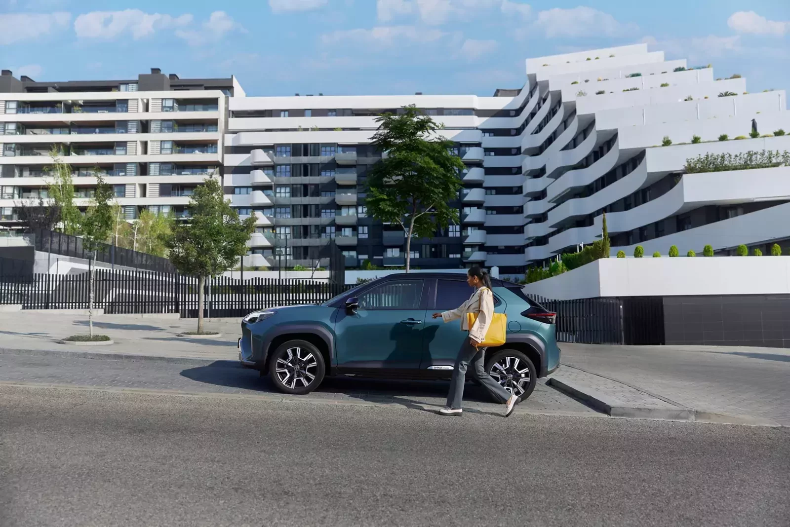 Toyota Yaris Cross 2025 to teraz na wyprzedaży SUV numer 1 dla Polaków. Dlaczego ten model podbija rynek?