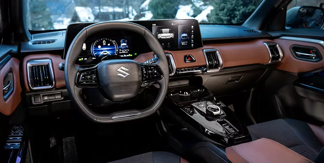 Wnętrze Suzuki e-Vitara 2025