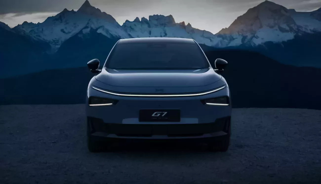 XPeng G7 2026 REEV potrzebuje tylko 12 minut, aby doładować zasięg pozwalający na przejechanie kolejnych 314 km.