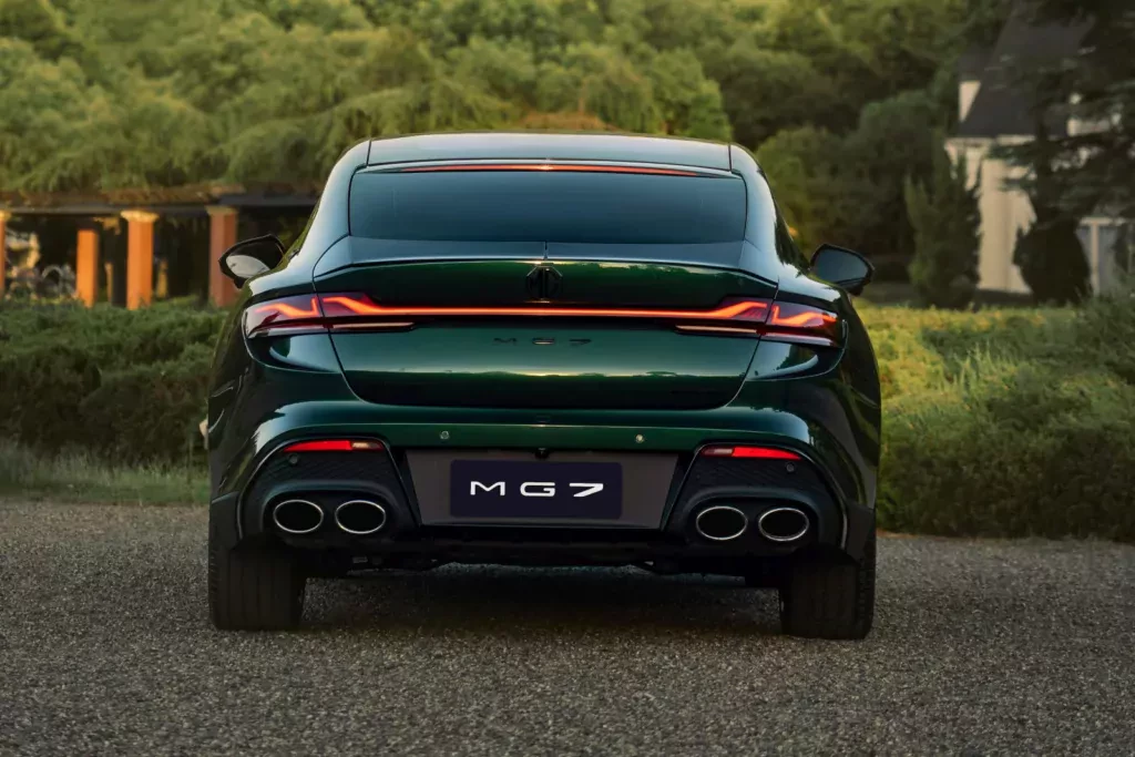 mg-7-rywal-dla-skody-superb