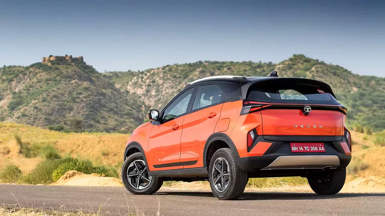 SUV za 29 tys. zł robi tu dłuższą kolejkę do salonów niż sylwester w górach na zakopiance. Konkurencja jest bezradna