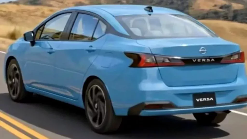 nowy-sedan-nissan-versa