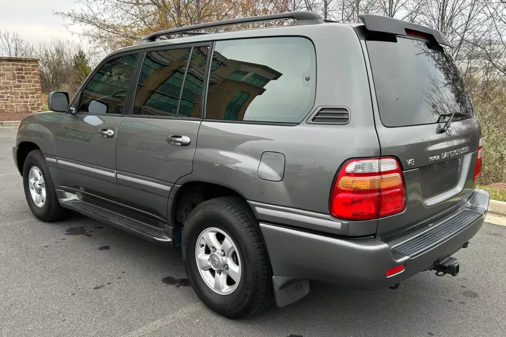 suv-toyota-land-cruiser