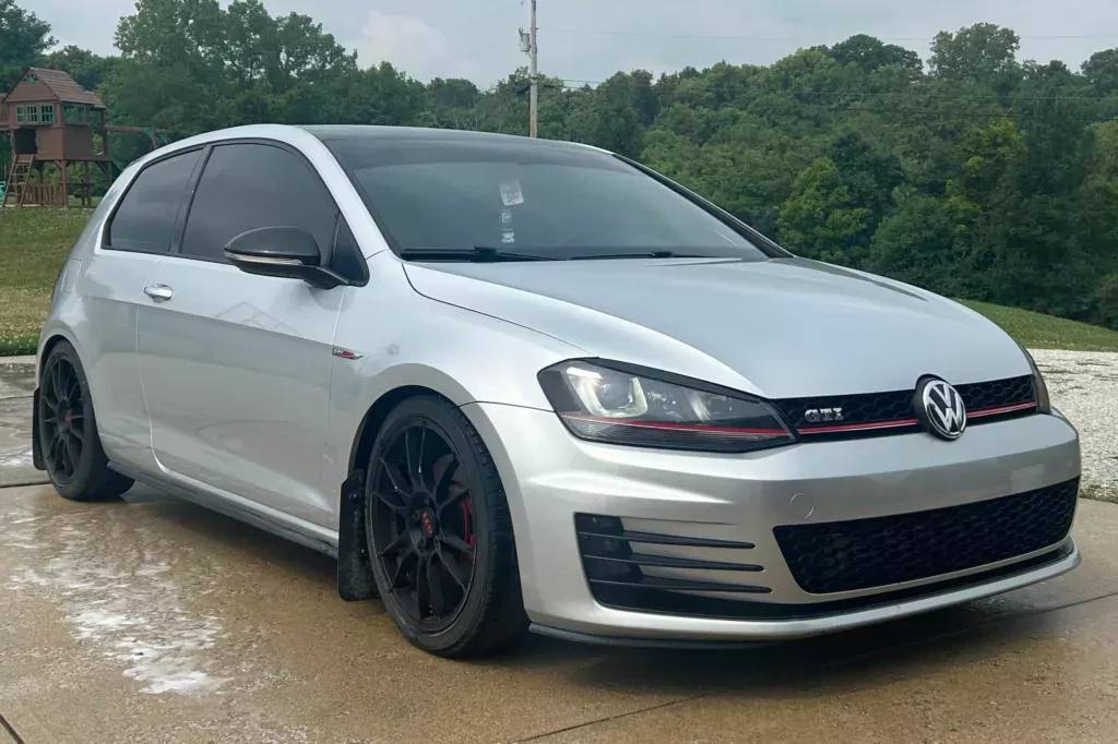 volkswagen-golf-gti-2015