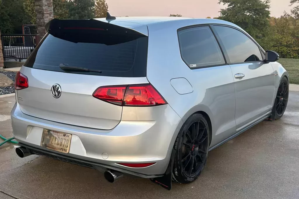 volkswagen-golf-gti-2015