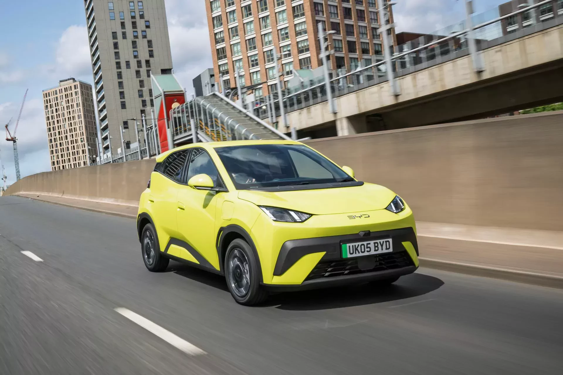 BYD Dolphin Surf silnik cena ceny nowy elektryczny hatchback opinie oceny zalety wady