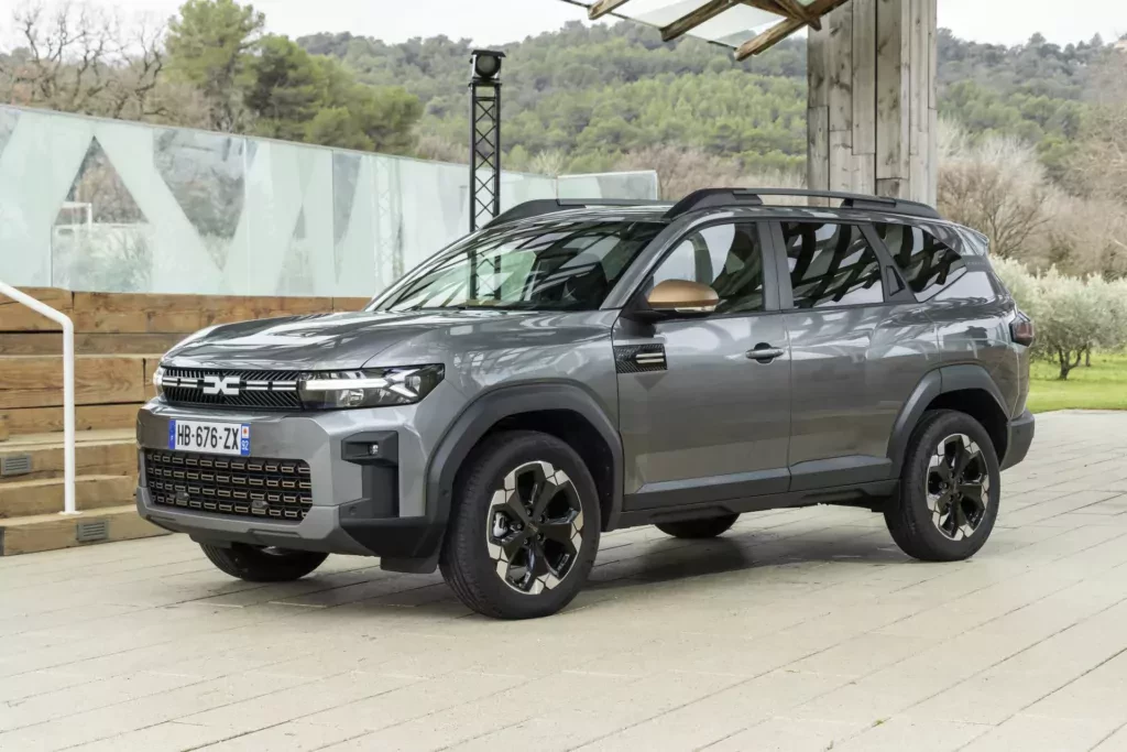 Dacia Bigster SUV silnik cena ceny spalanie moc wyposażenie opinie oceny zalety wady