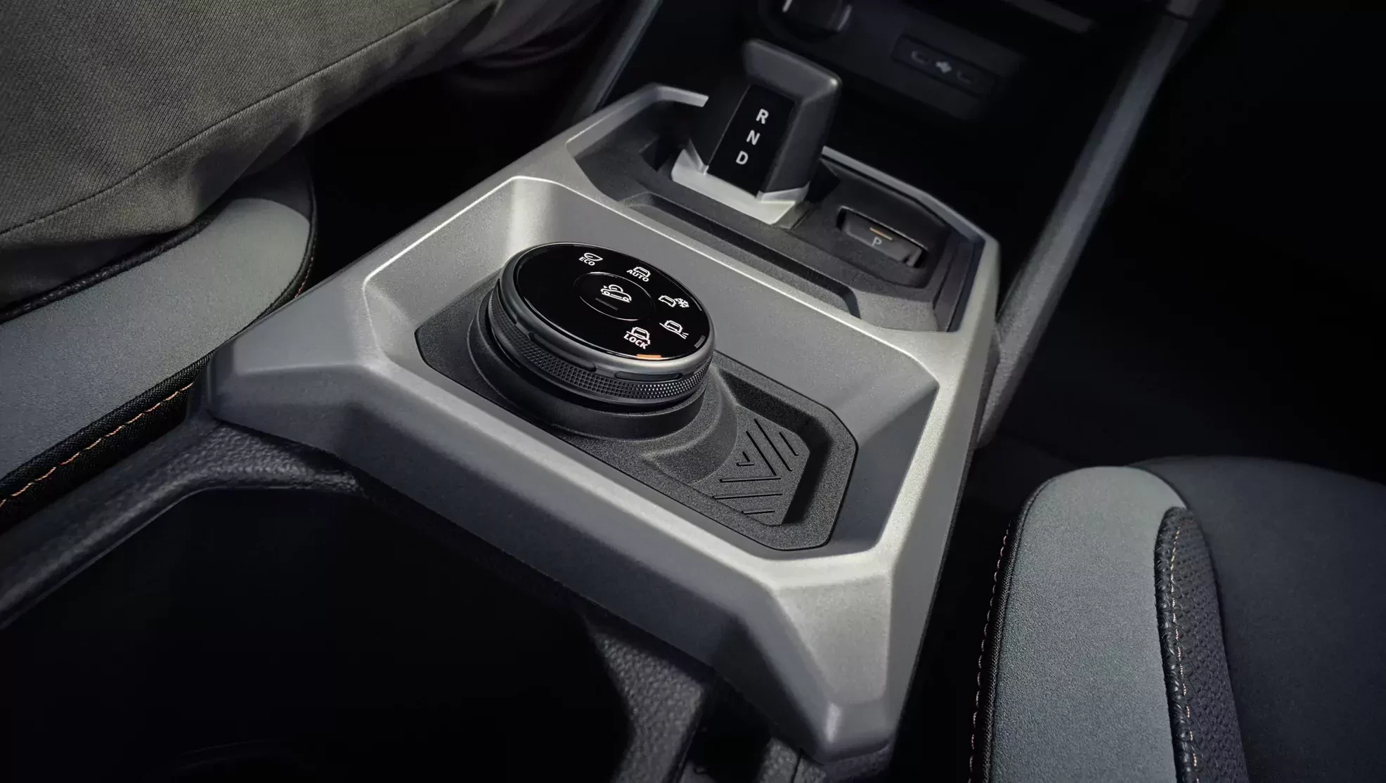 Płacisz 300 zł więcej niż Toyota Corolla a masz SUV-a 4×4. Duster 2026 to fenomen