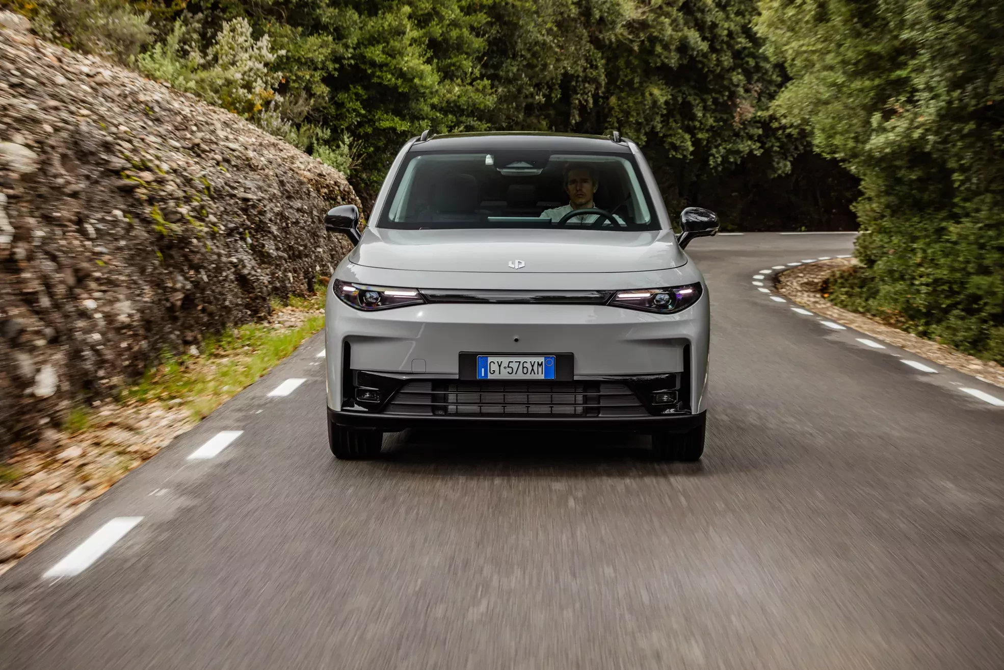 Leapmotor C10 SUV Hybrid EV 2026, zdjęcie z przodu