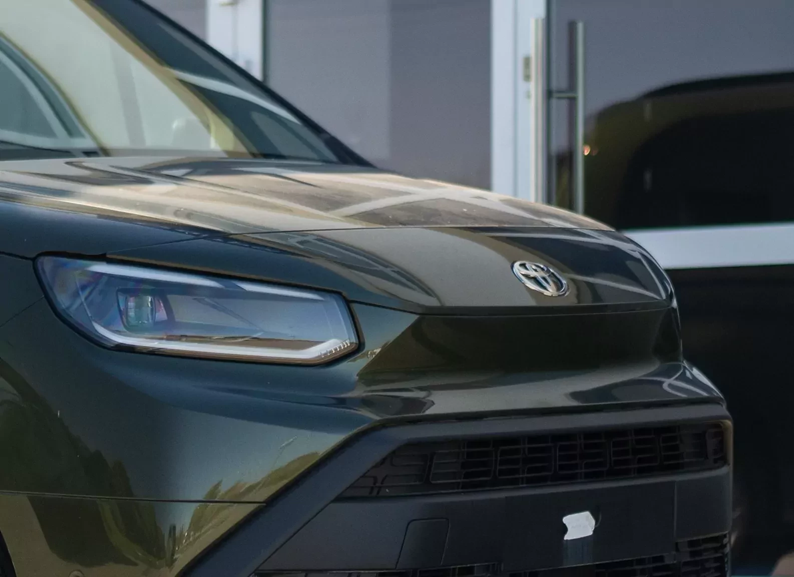 Polacy tak oszaleli na punkcie Toyoty, iż ta powtórzyła wyczyn Daewoo z 1999 r. Fiat z Polski przez cały czas główną alternatywą dla bestsellera