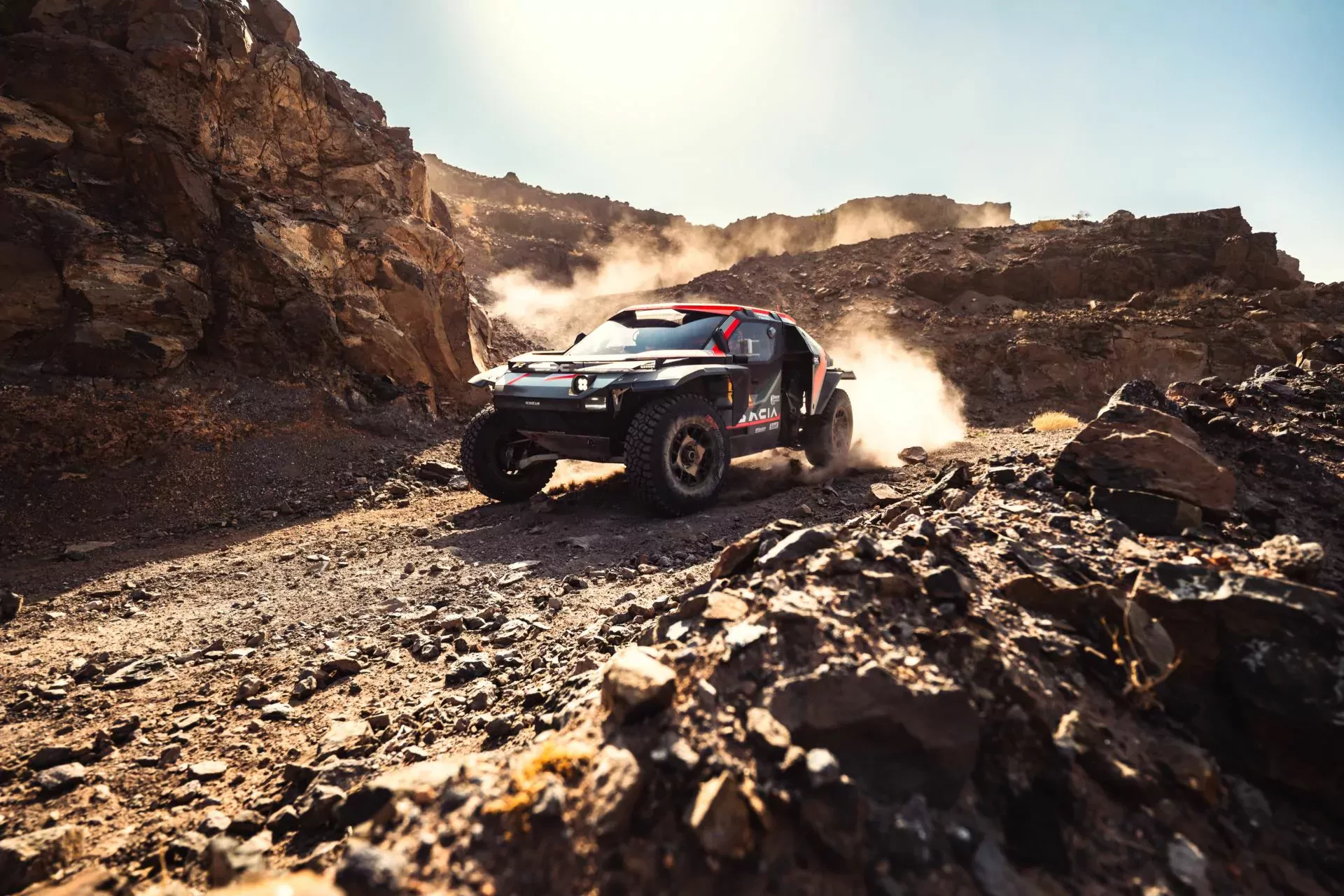 Nasser Al-Attiyah i Fabian Lurquin nowymi liderami Rajdu Dakar. Minimalne różnice w czołówce