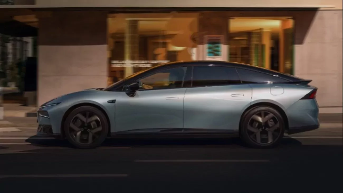 XPeng P7 plus 2026 dostaje fotele Zero Gravity w XPeng G7 – funkcja masażu i pozycji neutralnej dla kręgosłupa.