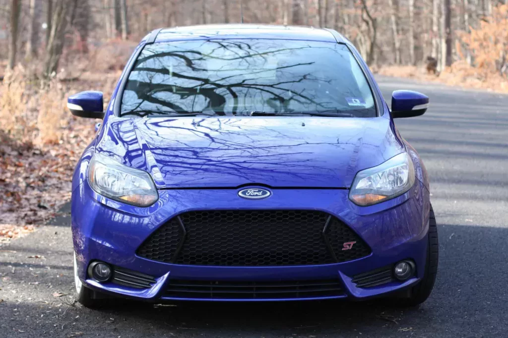 ford-focus-st-niski-przebieg