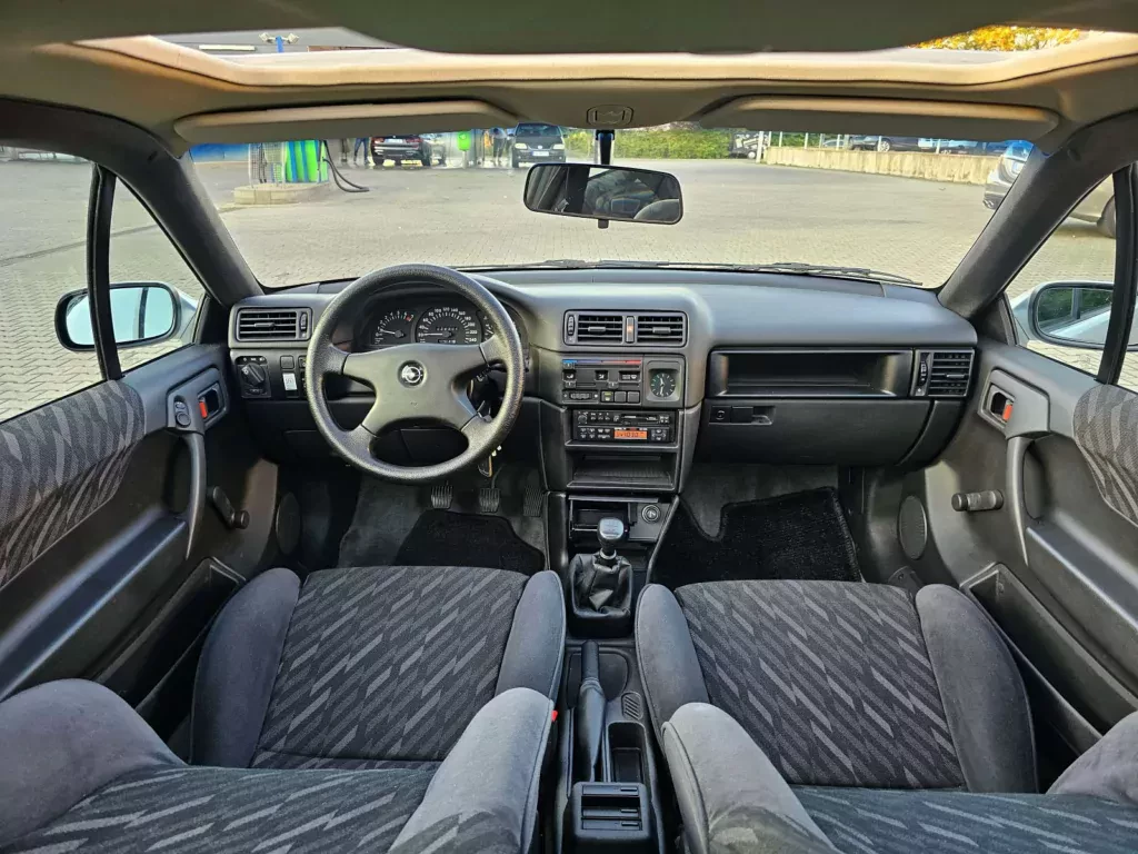 opel-calibra-1-wlasciciel