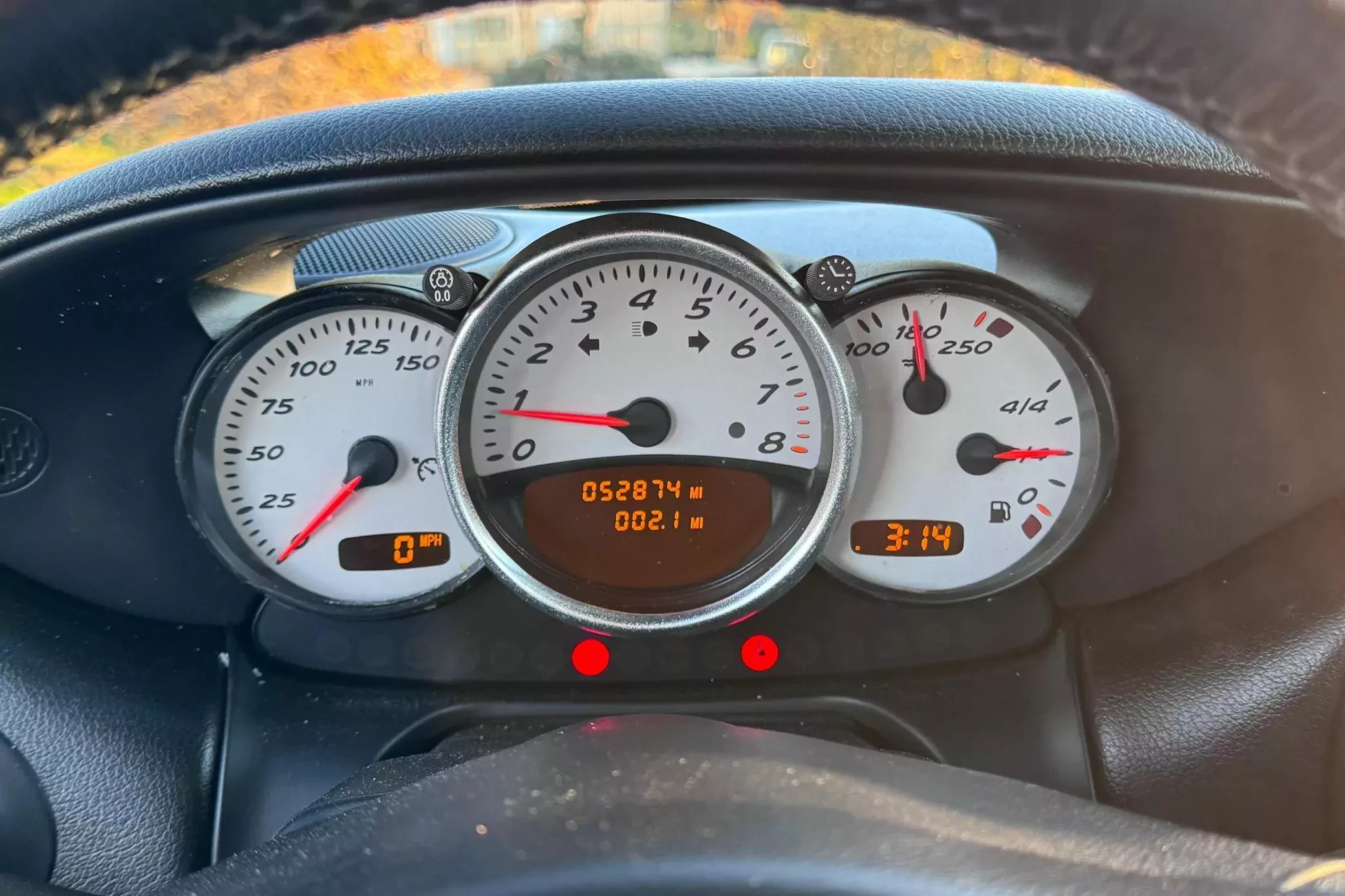 Porsche za mniej niż 50 tysięcy złotych? Te modele z niskim przebiegiem robią dziś furorę