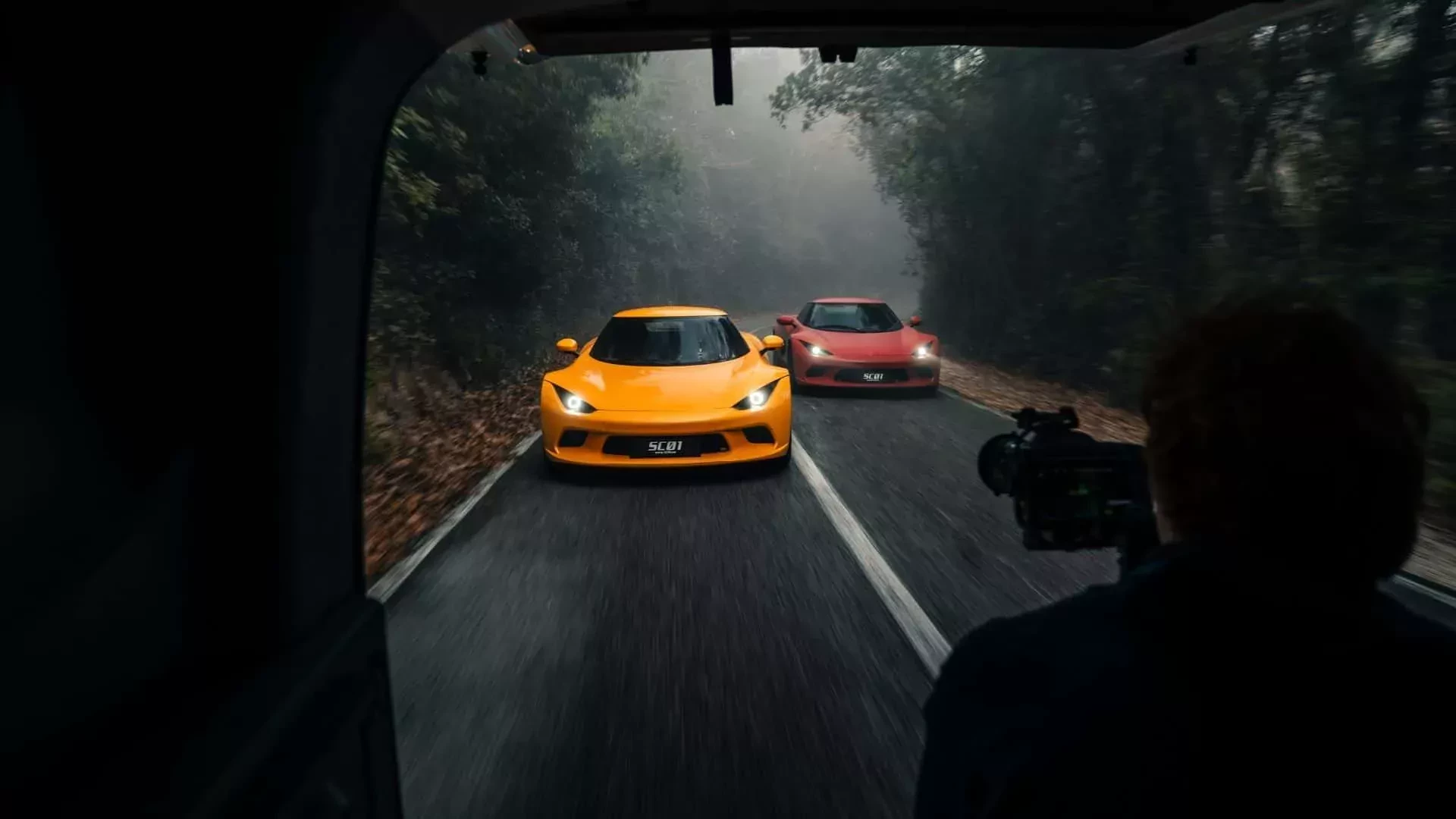 Chińska Lancia Stratos będzie dostępna w Europie. Rozwija 429 KM i nie ma żadnego tabletu