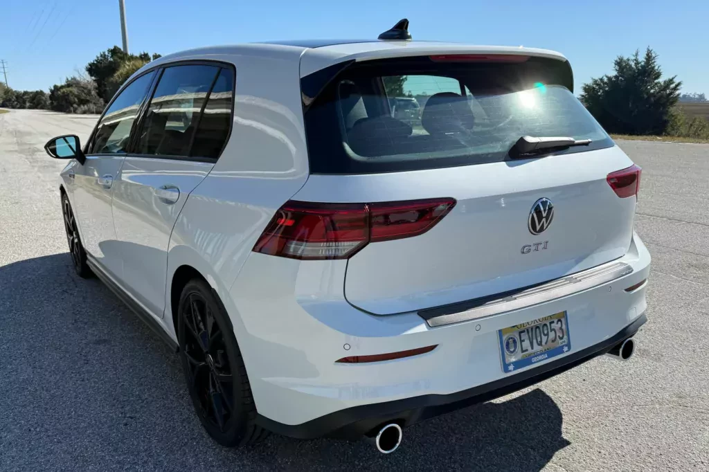 volkswagen-golf-gti-manual