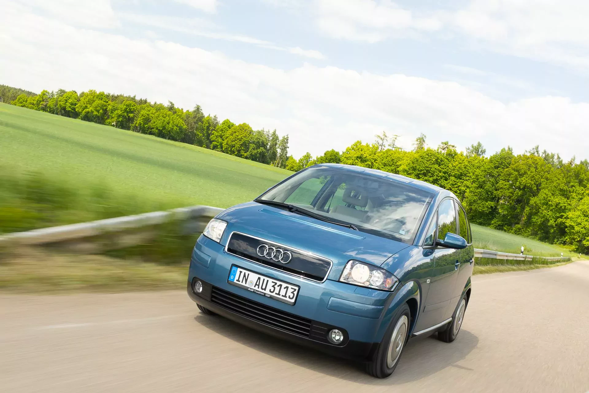 Audi A2 silnik cena spalanie moc osiągi diesel benzyna opinie oceny zalety wady