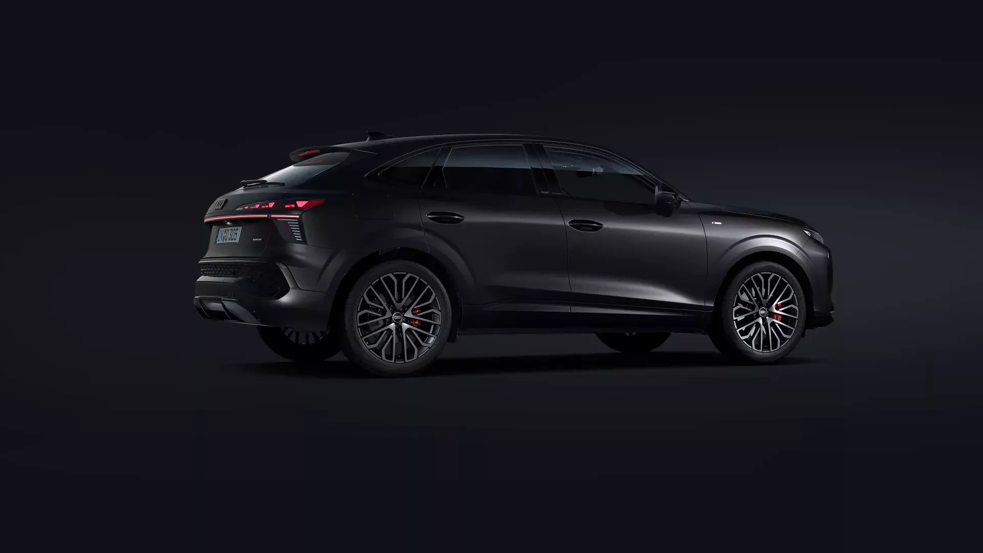 Idzie nowe Audi Q3 2026 TDI quattro. SUV do pożerania kilometrów zachwyci polskich kierowców