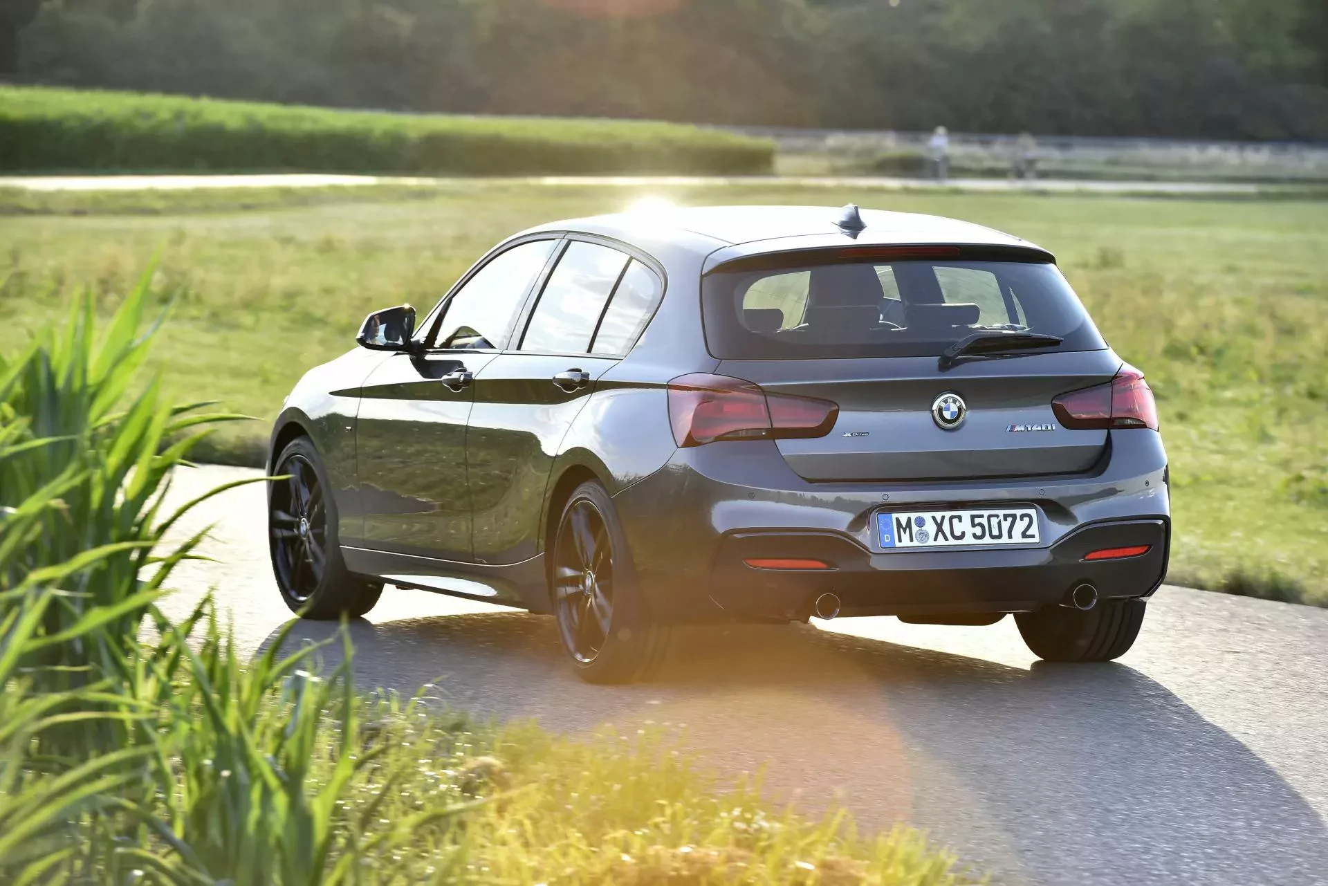 BMW Serii 1 silnik benzyna diesel cena ceny spalanie moc opinie oceny zalety wady