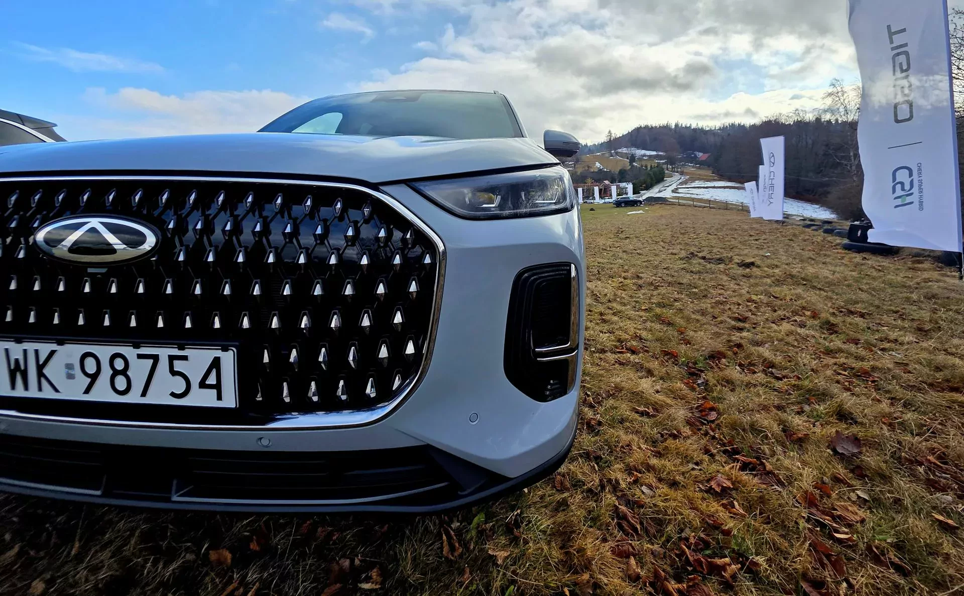 Hybrydowe Chery Tiggo 9 to technologiczne arcydzieło. W wielu obszarach ten SUV pomyśli za ciebie