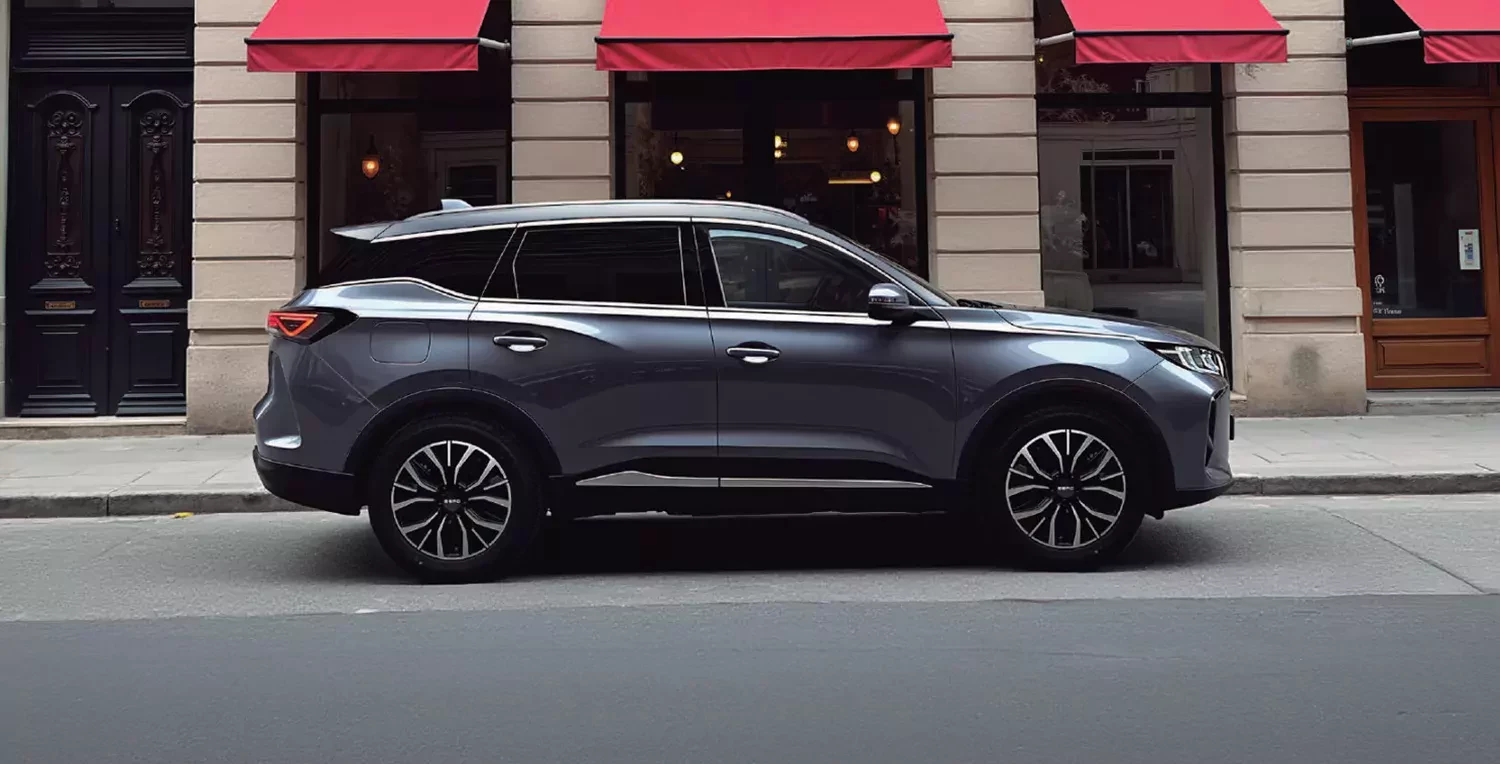 Hiszpański SUV z chińską technologią robi furorę. Hybryda z mocą 279 KM deklasuje rywali temperamentem i ceną