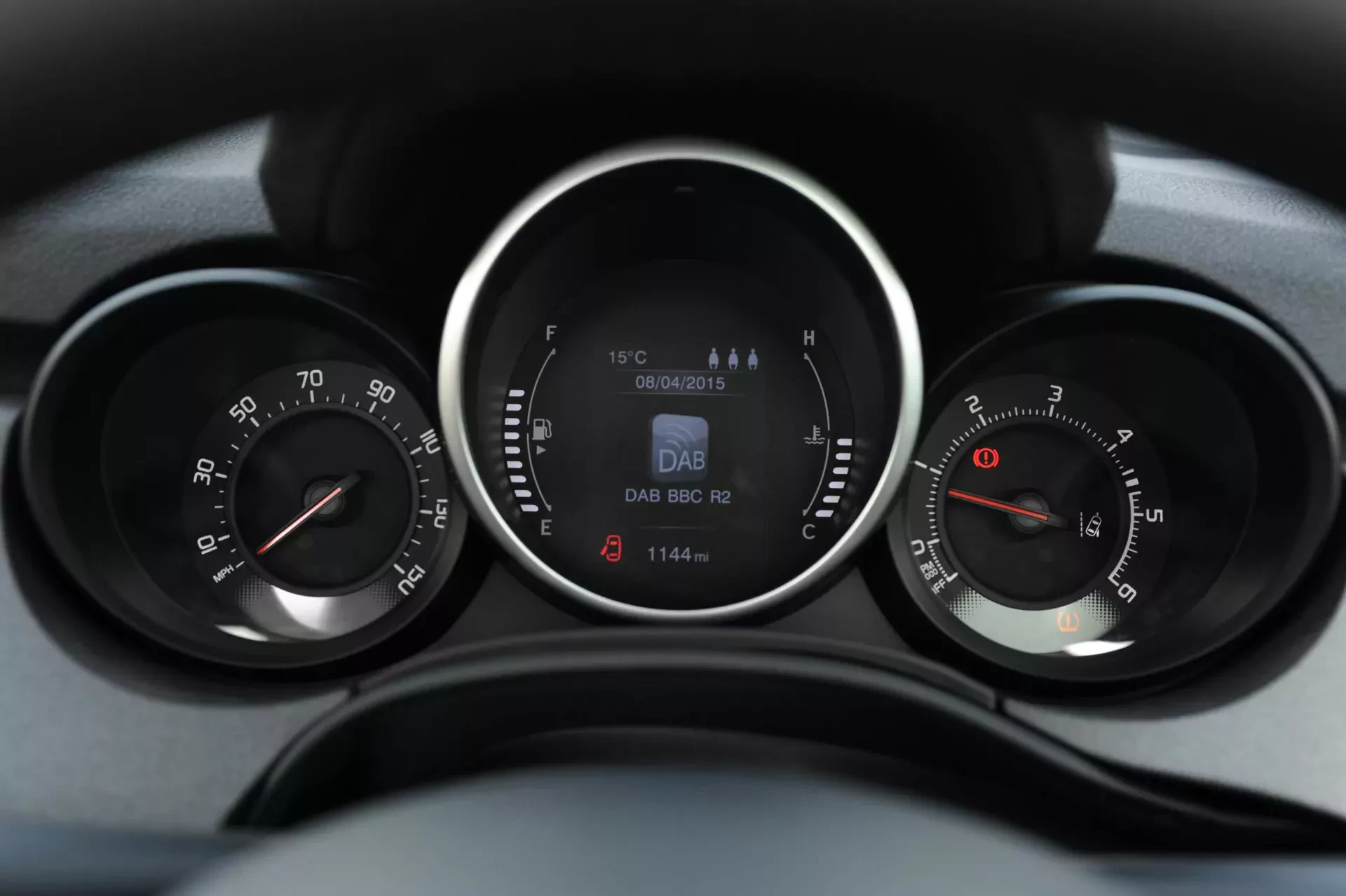 Wysoko oceniany SUV dziś do kupienia w świetnej cenie. Polacy chętnie po niego sięgają