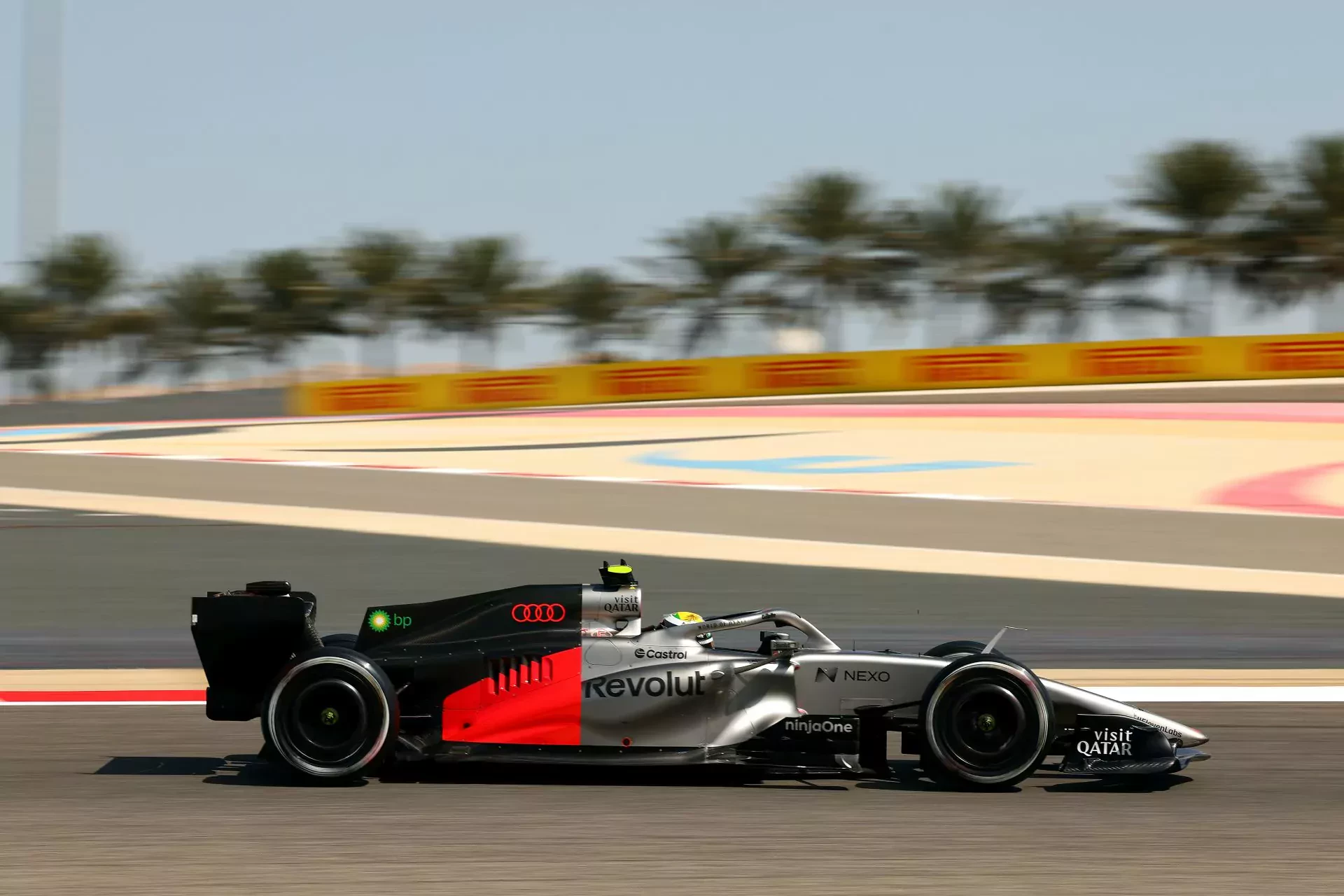 Formuła 1 testy zespoły silniki kierowcy kalendarz audi cadillac red bull mercedes