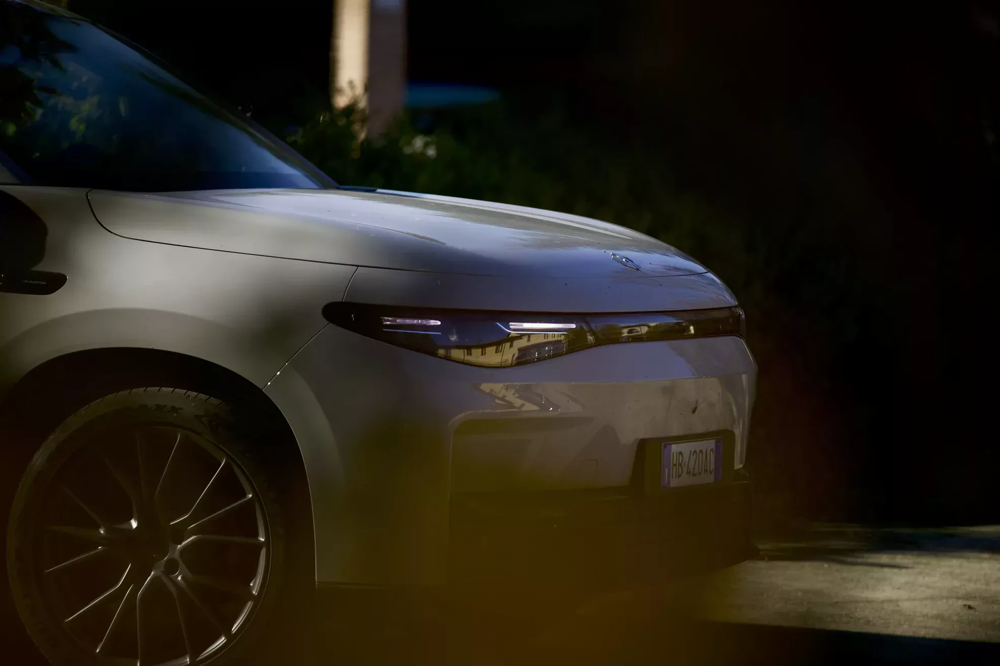 SUV Leapmotor B10 REEV otworzył księgi zamówień. Zagrał ofertą wszystko w cenie, wygrywając przez nokaut