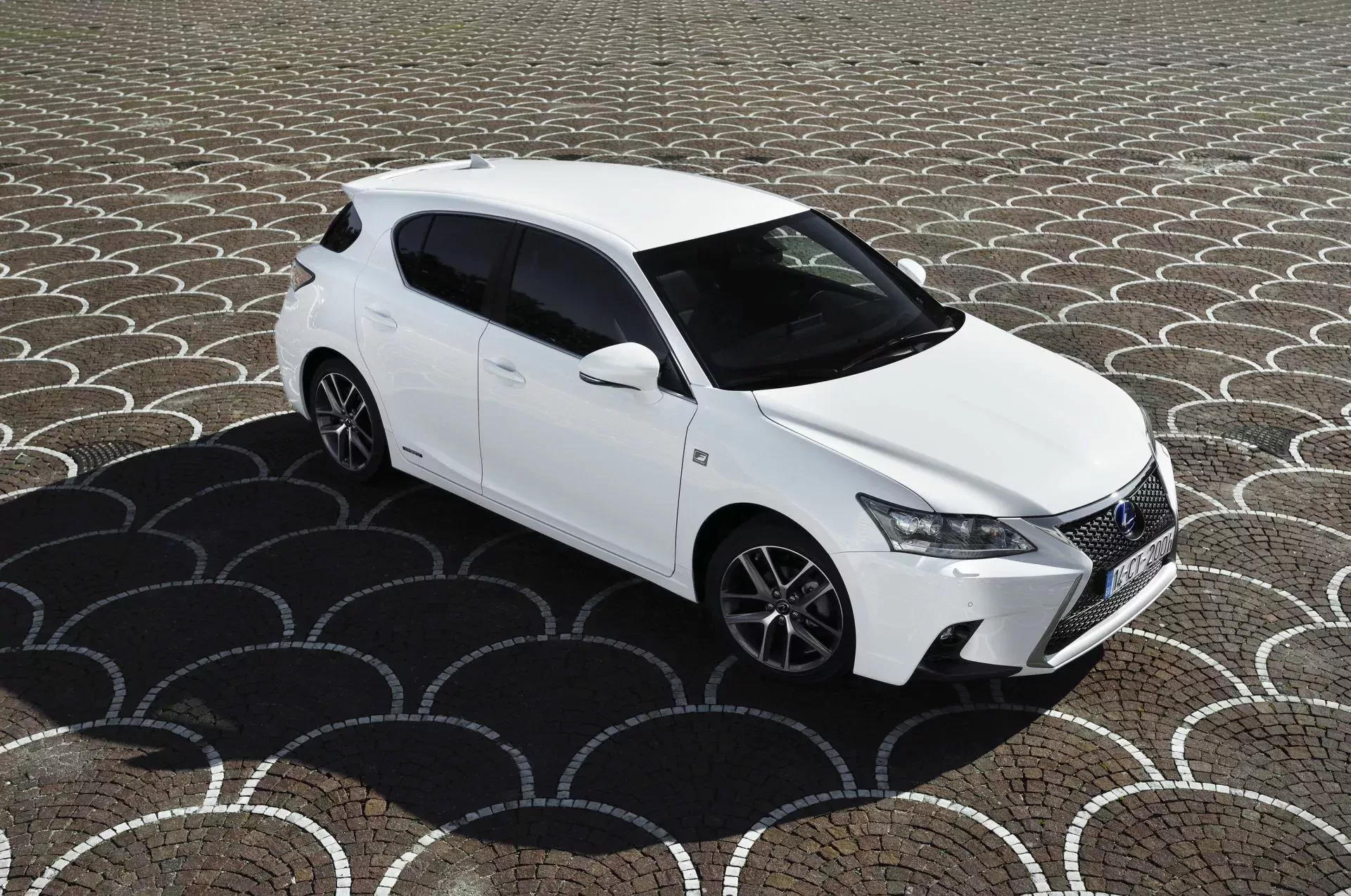 Lexus CT silnik hybryda moc spalanie osiągi opinie oceny zalety wady cena ceny