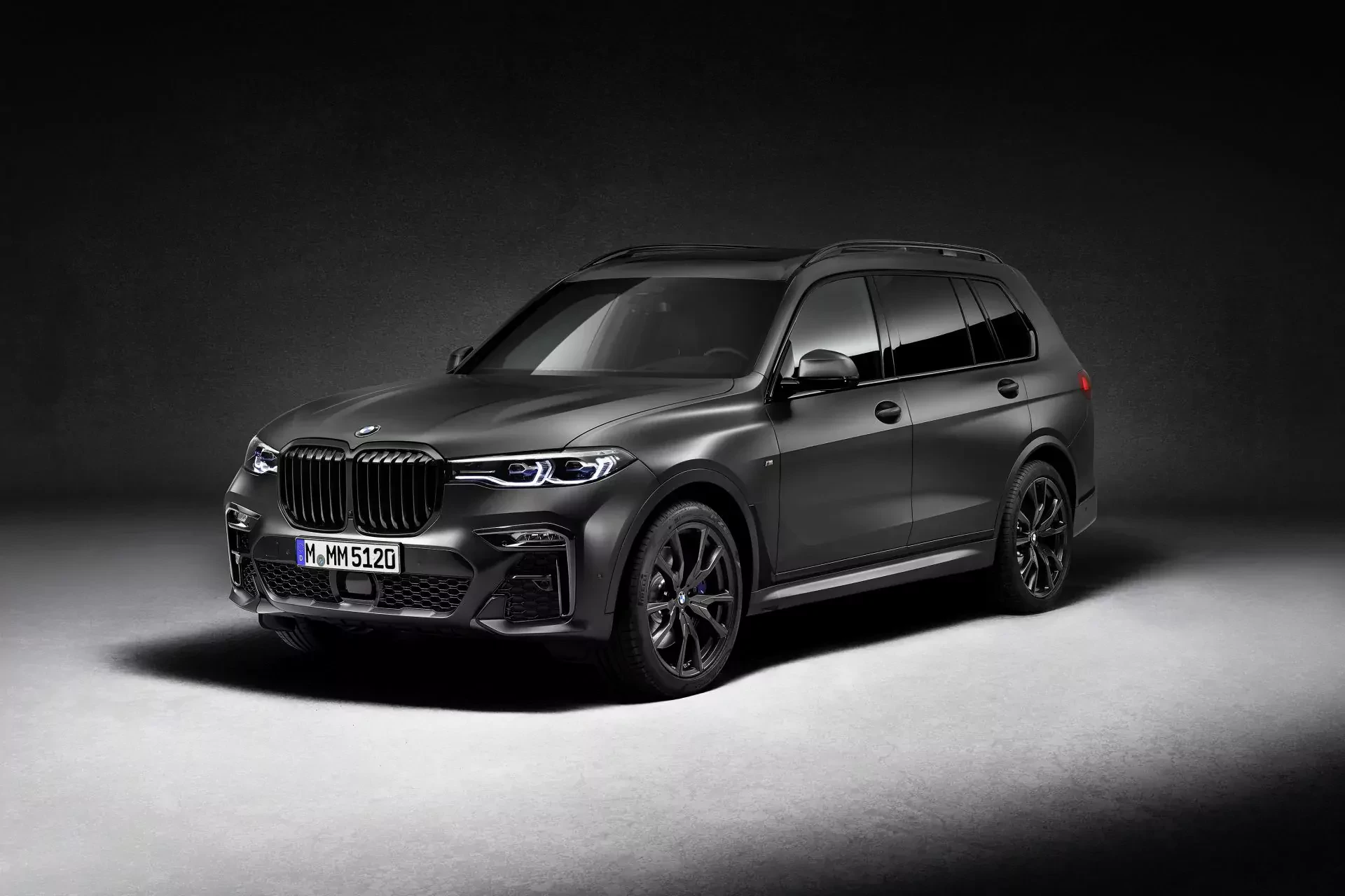 SUV BMW X7 silnik benzyna diesel cena ceny używane opinie oceny zalety wady