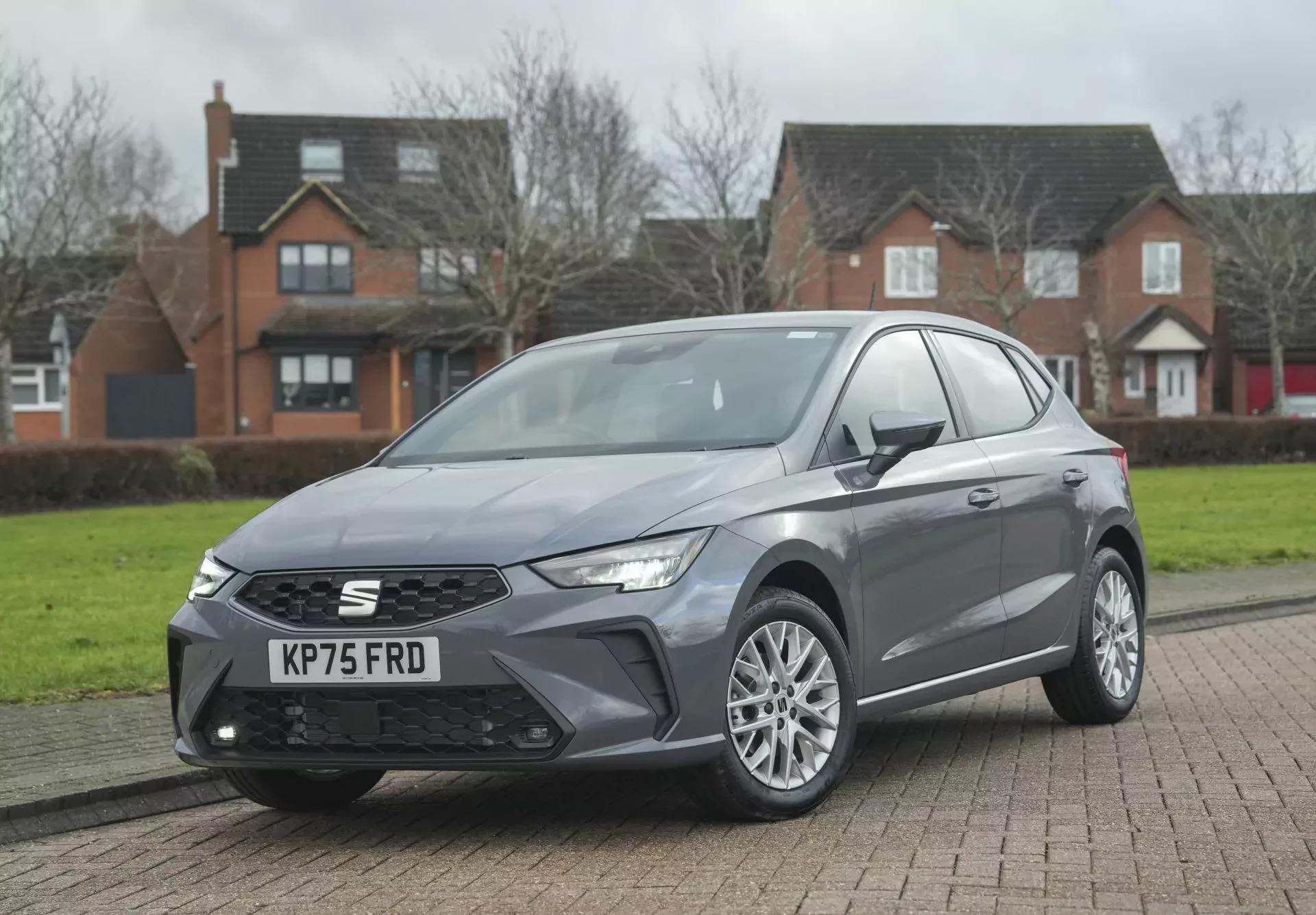 Seat Ibiza silnik benzyna diesel cena ceny opinie oceny zalety wady