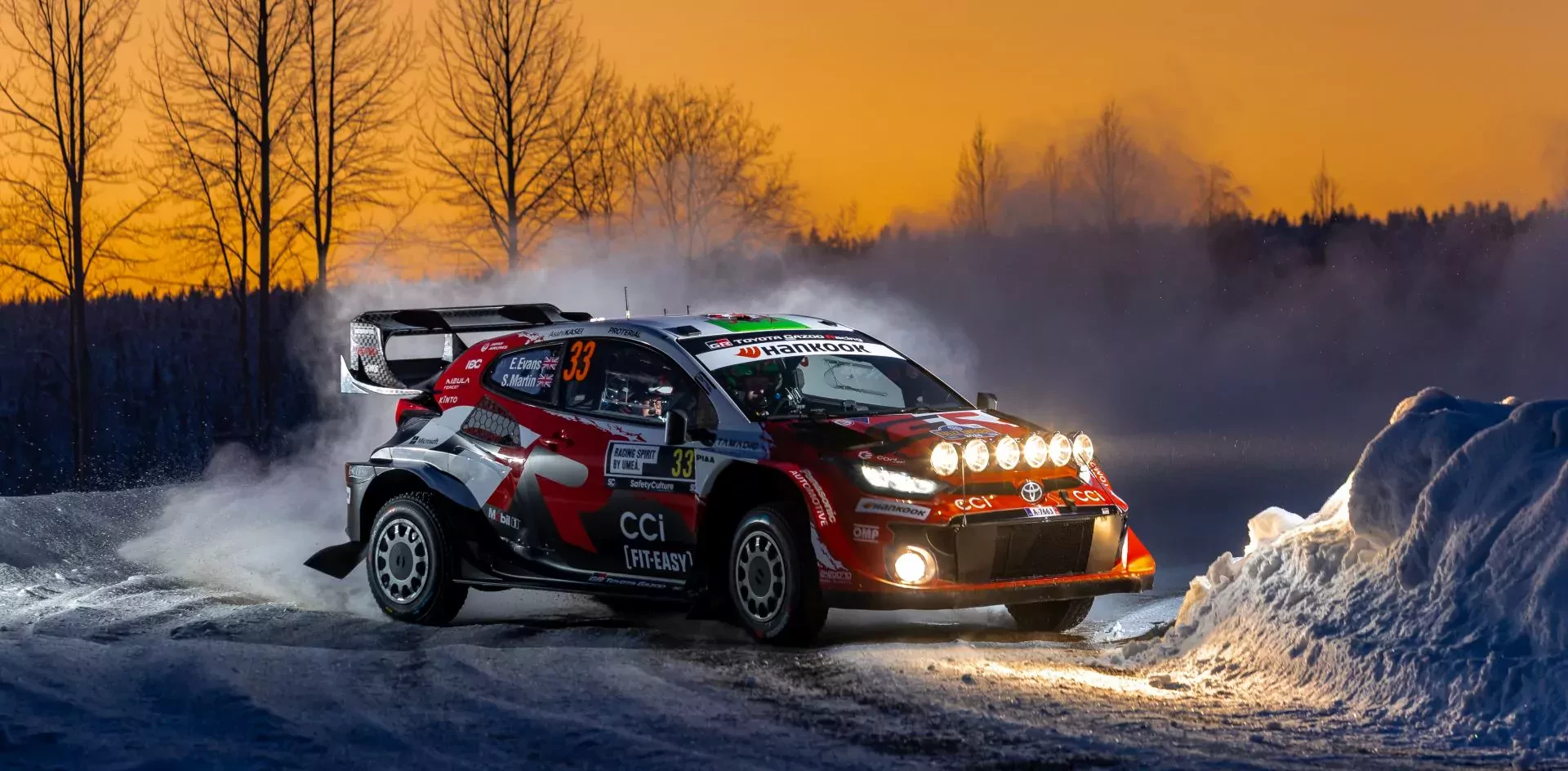 Elfyn Evans i Scott Martin nowymi liderami WRC. Brytyjczycy wygrali Rajd Szwecji w świetnym stylu