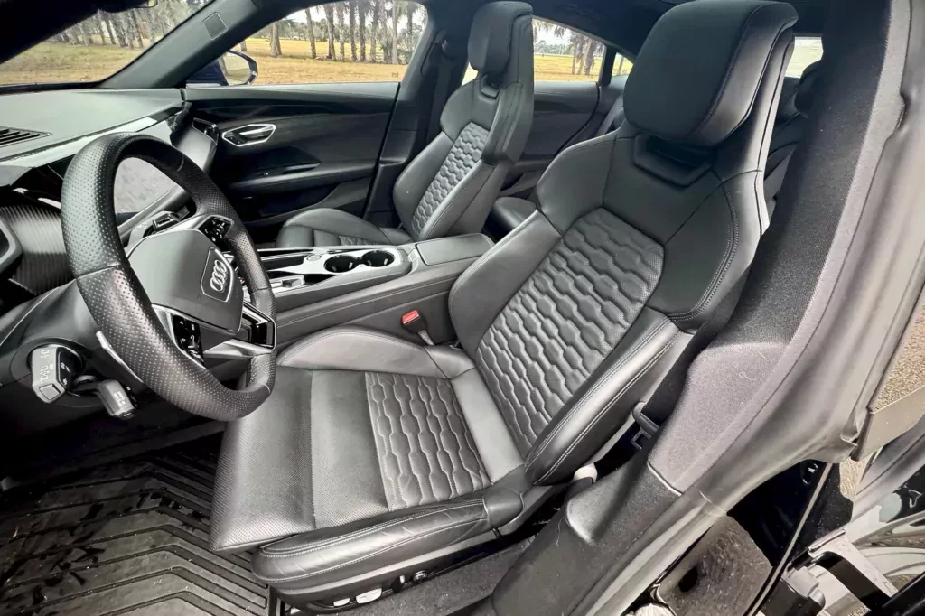 audi-e-tron-gt-uzywane