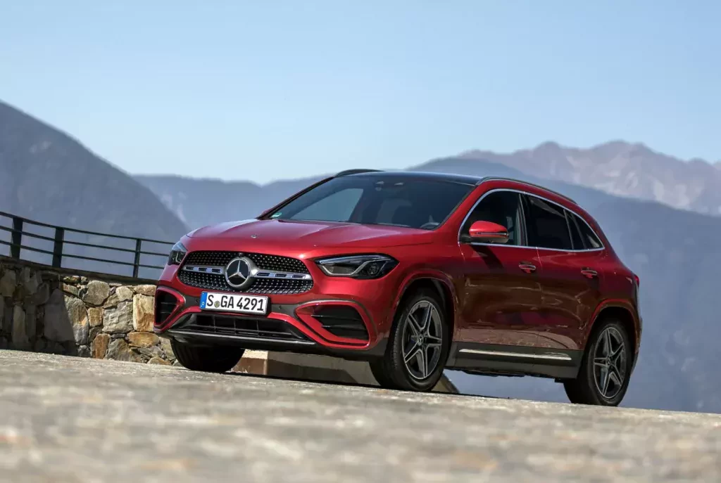 mercedes-hybryda-klasy-a-van-suv