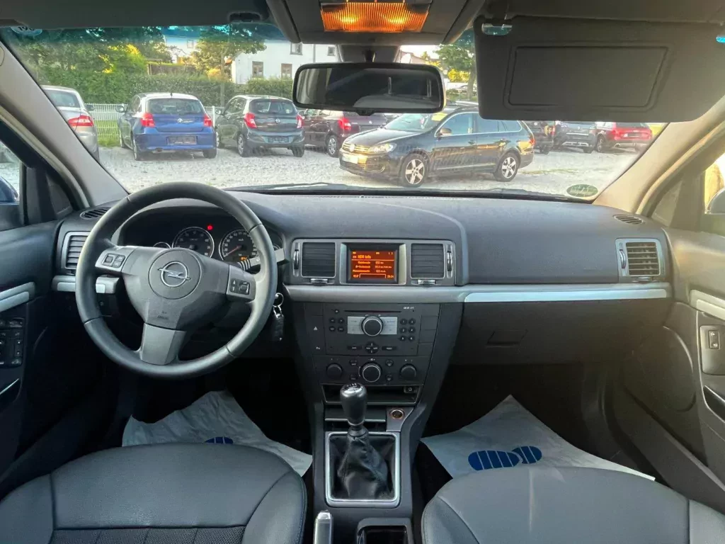 opel-signum-prawie-nowy