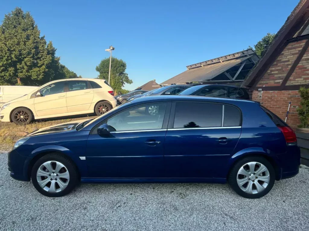 opel-signum-prawie-nowy