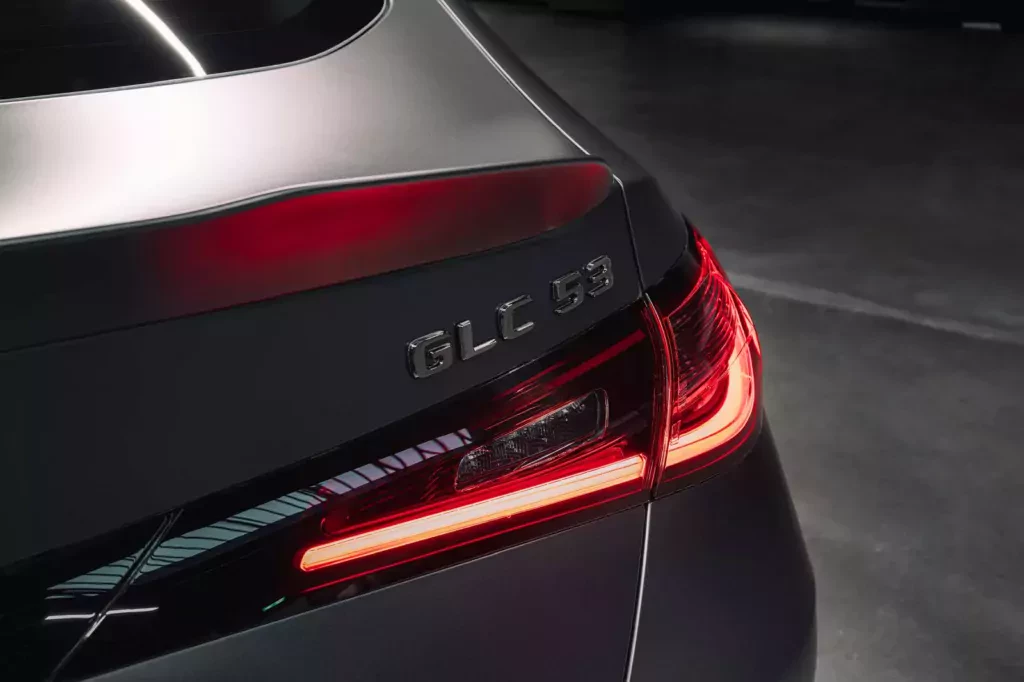 silnik-spalinowy-mercedes-amg