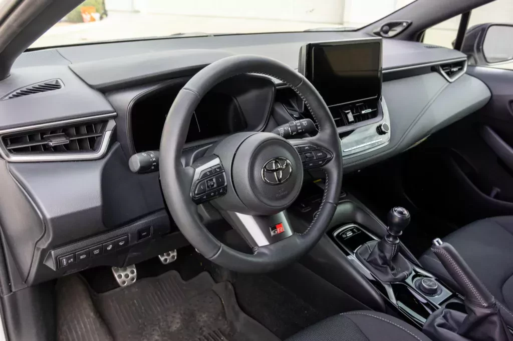 toyota-gr-corolla-2023