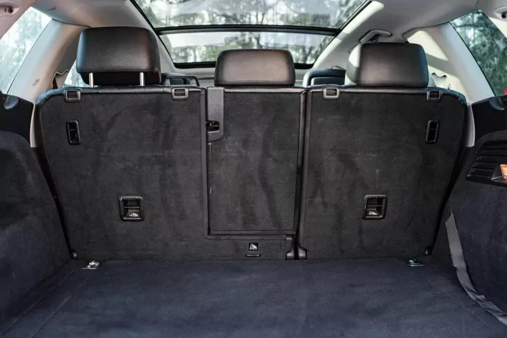 Ten SUV to marzenie każdego fana koncernu VAG. Ceny za full opcję startują już od 37 tysięcy złotych