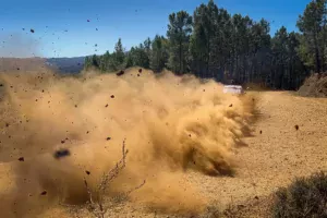 Toyota WRC27 / testy Toyota GR Celica Rally1