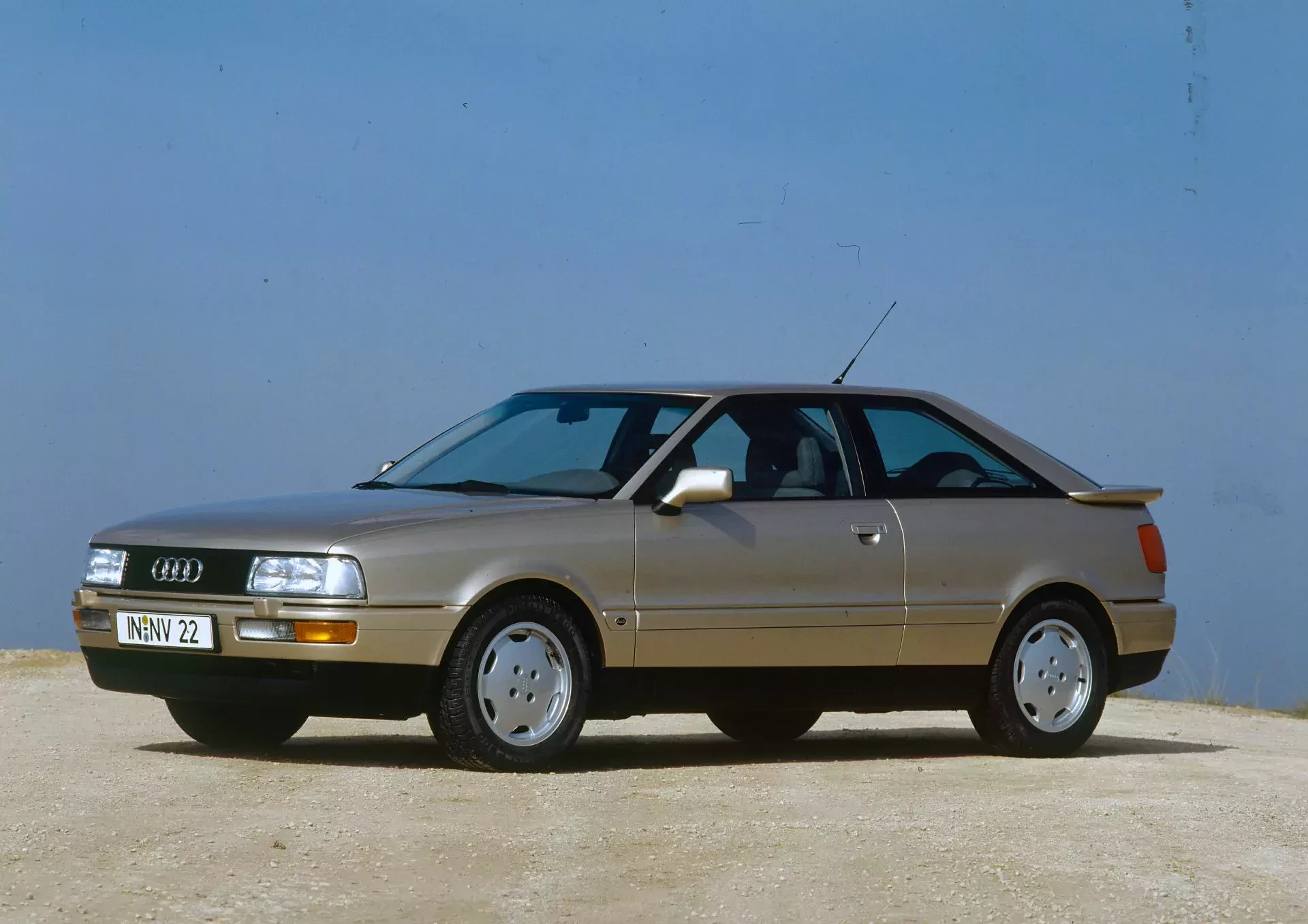 Audi 80 Quattro silnik moc napęd na cztery koła cena ceny klasyk